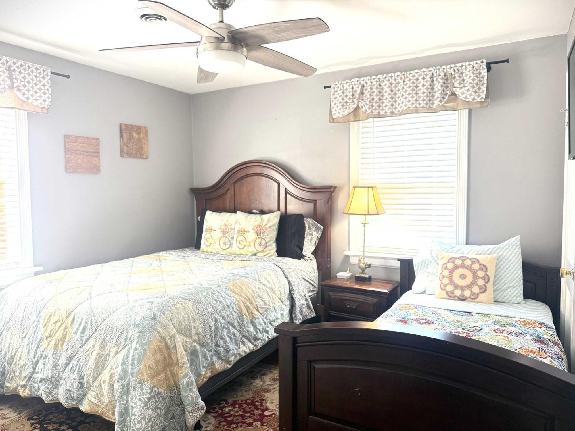 Lg Central Location Free Parking Fenced Yard Fire-Pit Richmond Luaran gambar